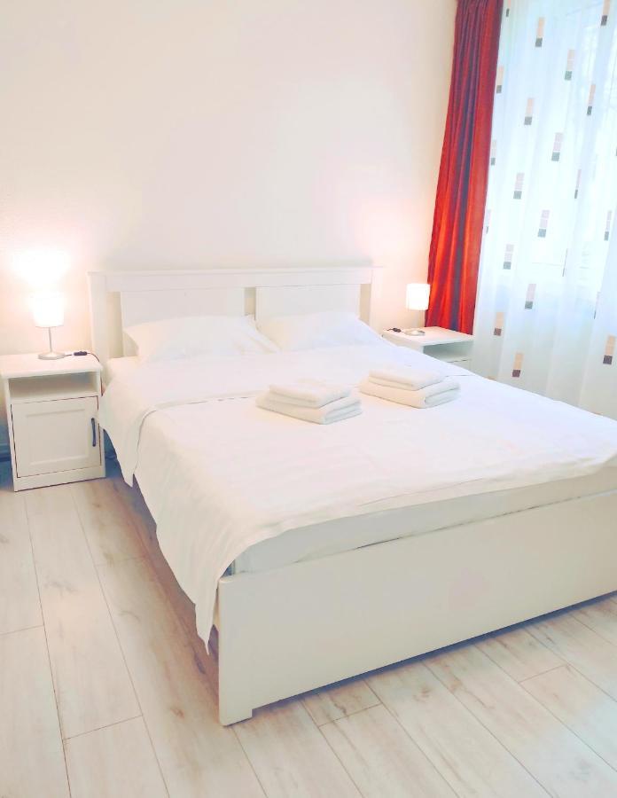 Smart Apartament Piatra Neamt Exterior photo
