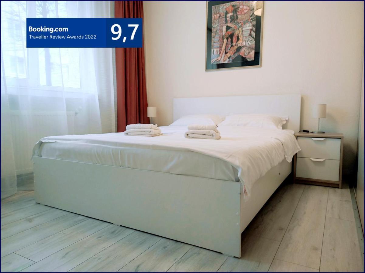 Smart Apartament Piatra Neamt Exterior photo